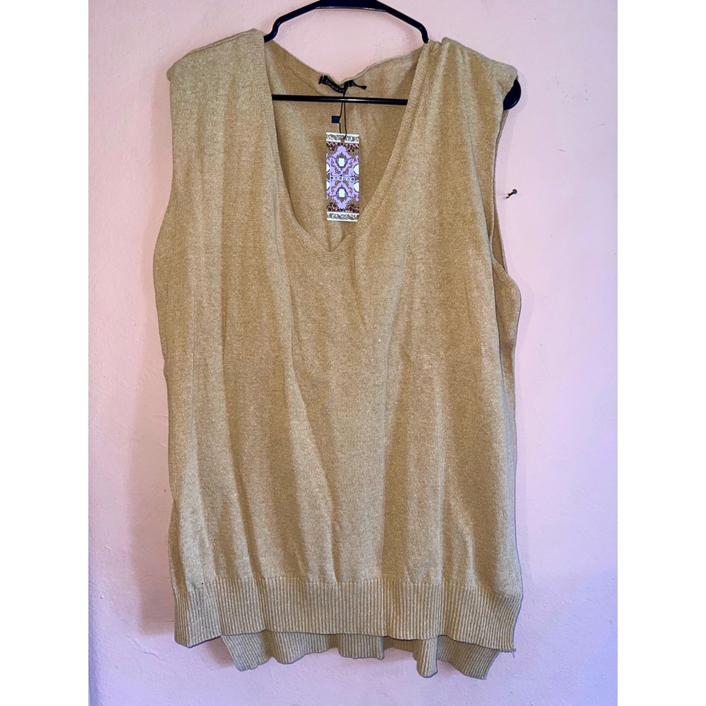 Nude Sweater vest. Size 18.
